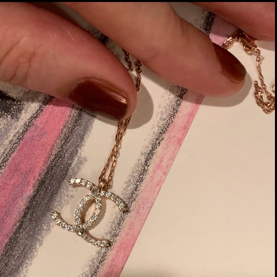Brand New , Rare Rose Gold Crystal Necklace, Great For Holidays Gift